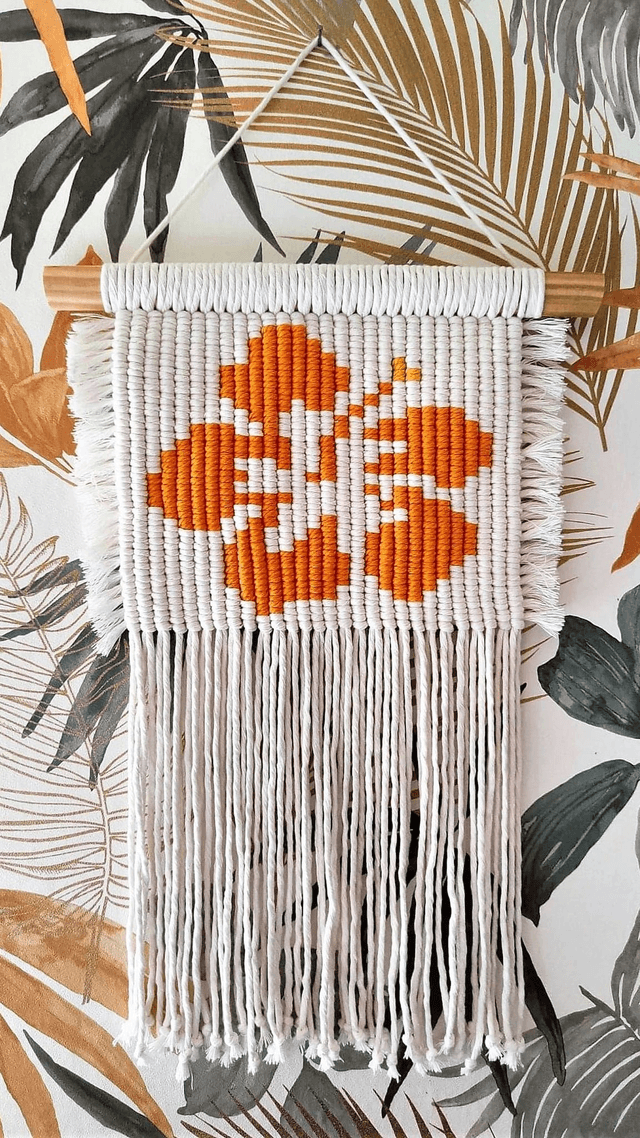 Fleur hibiscus pixel art/petite suspension en Macramé/Suspension murale bohème/tapisserie/décoration murale/boho chic/fait-main en France