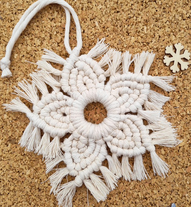 Ornements de Noël en macramé/petite suspension murale bohème pour sapin/décoration de Noël/boho chic/décorations en plusieurs couleurs/fait-main 